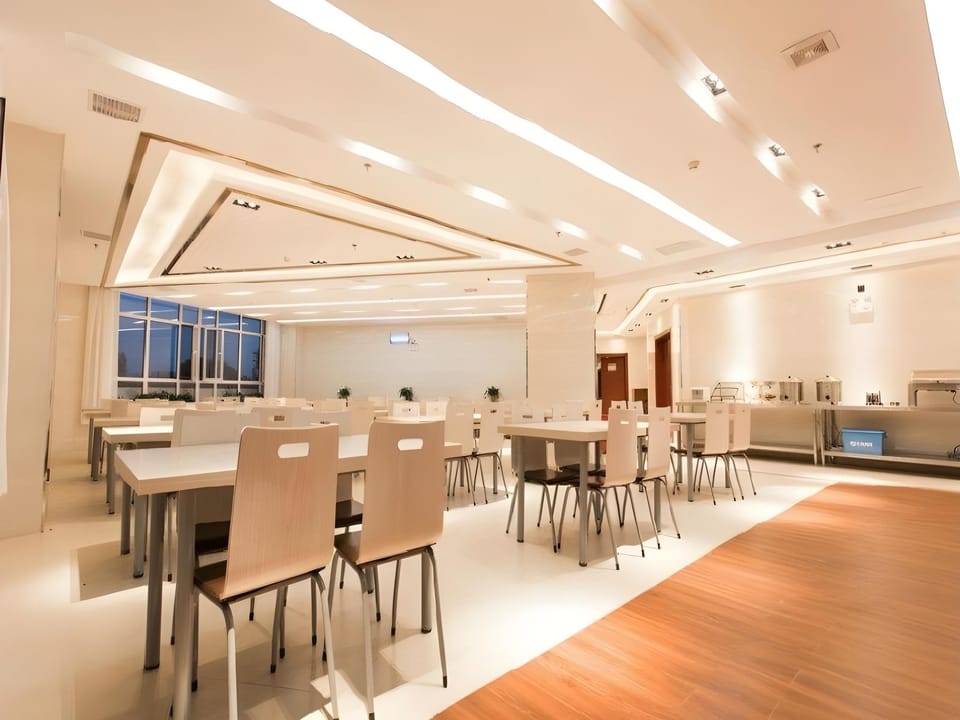 GreenTree Inn  Zhangjiakou High-speed Railway Station Hotel in China