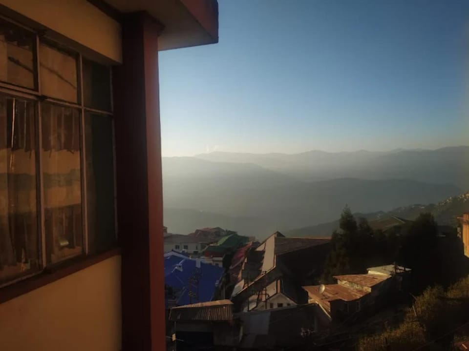 Hotel Purnima Darjeeling Hotel in Darjeeling