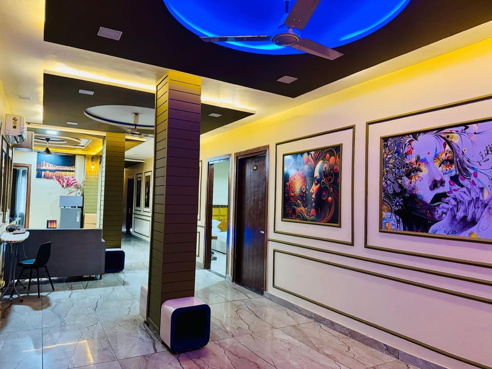 Hotel Uday palace  Hotel in Uttar Pradesh