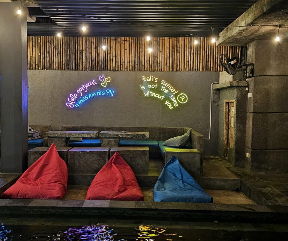 Stellar Capsules Hostel in Kuta