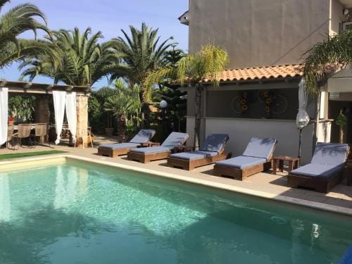 Evie's Houses Hotel in Crete