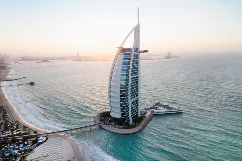 Executive Hostel Near Emirates Towers Metro Capsule hotel in Dubai