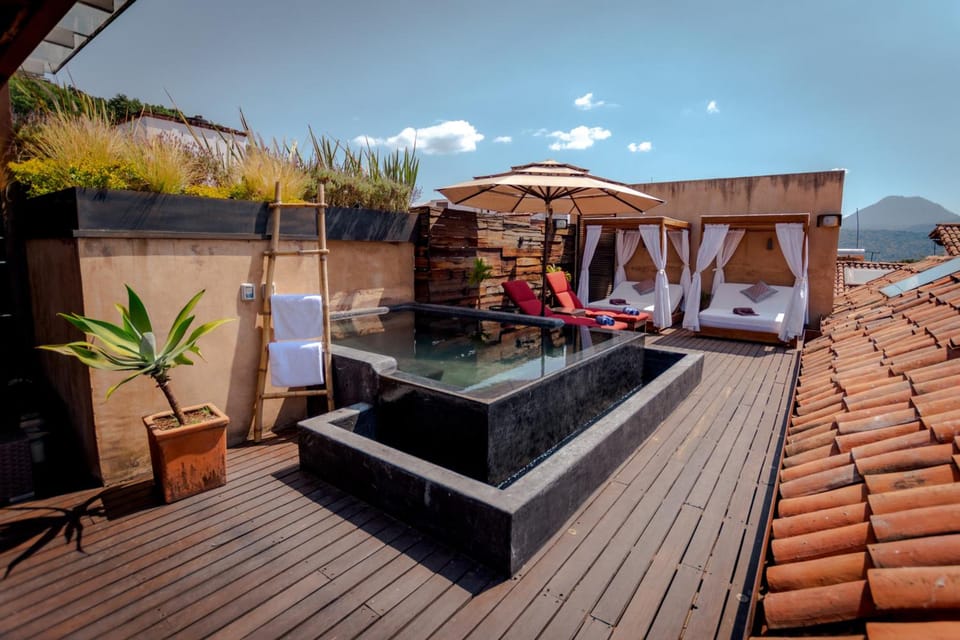 Hot tub