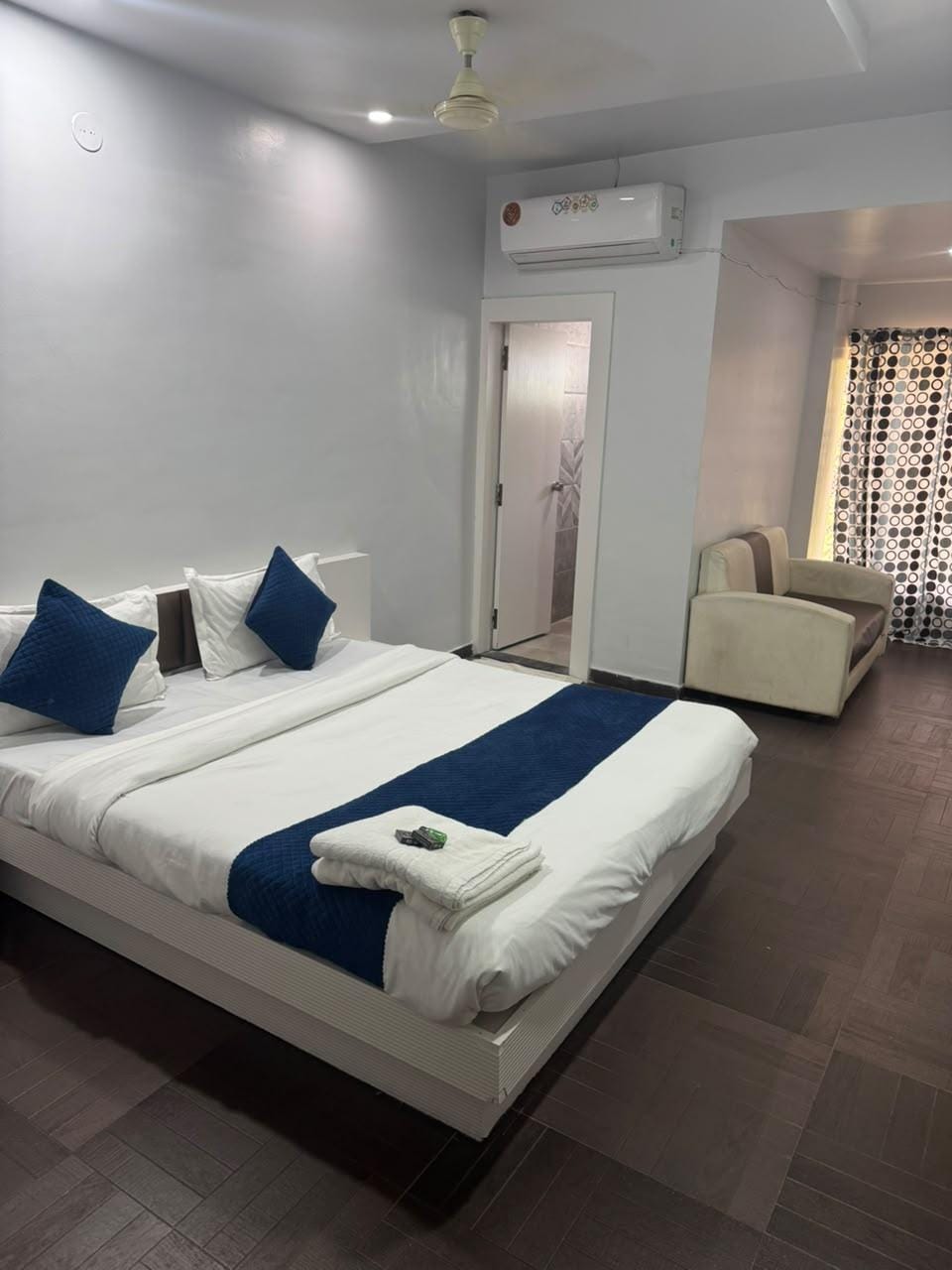 Sapna Hotel and Restaurant Hotel in Gujarat