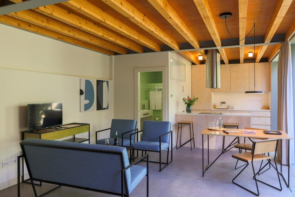 Menina Colina Guesthouse Hotel in Porto