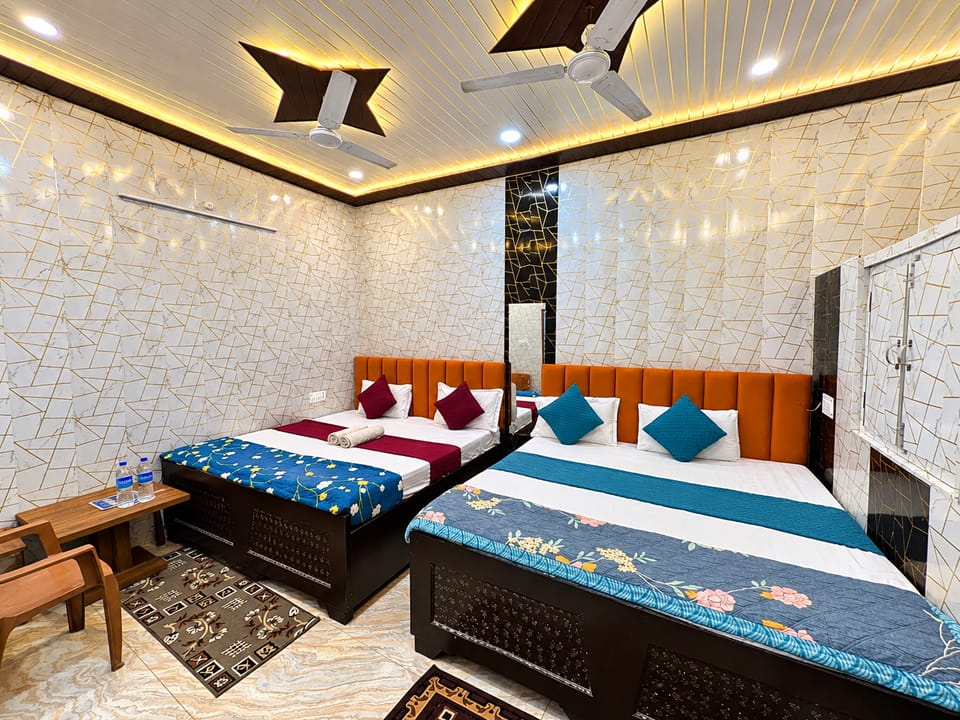 Diamond palace  Hotel in Uttar Pradesh