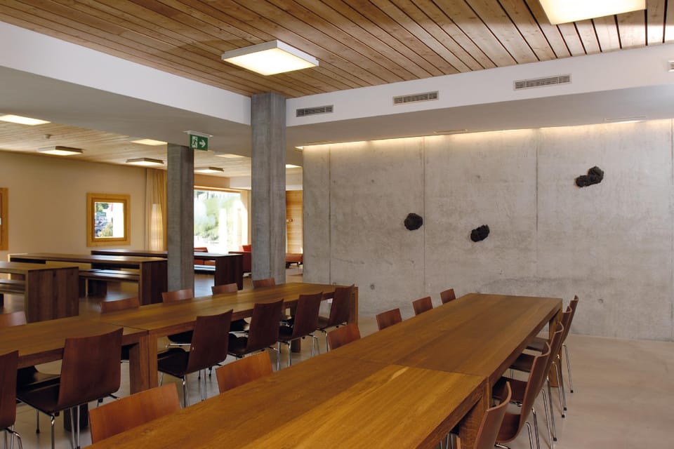Scuol Youth Hostel Hostel in Canton of Grisons