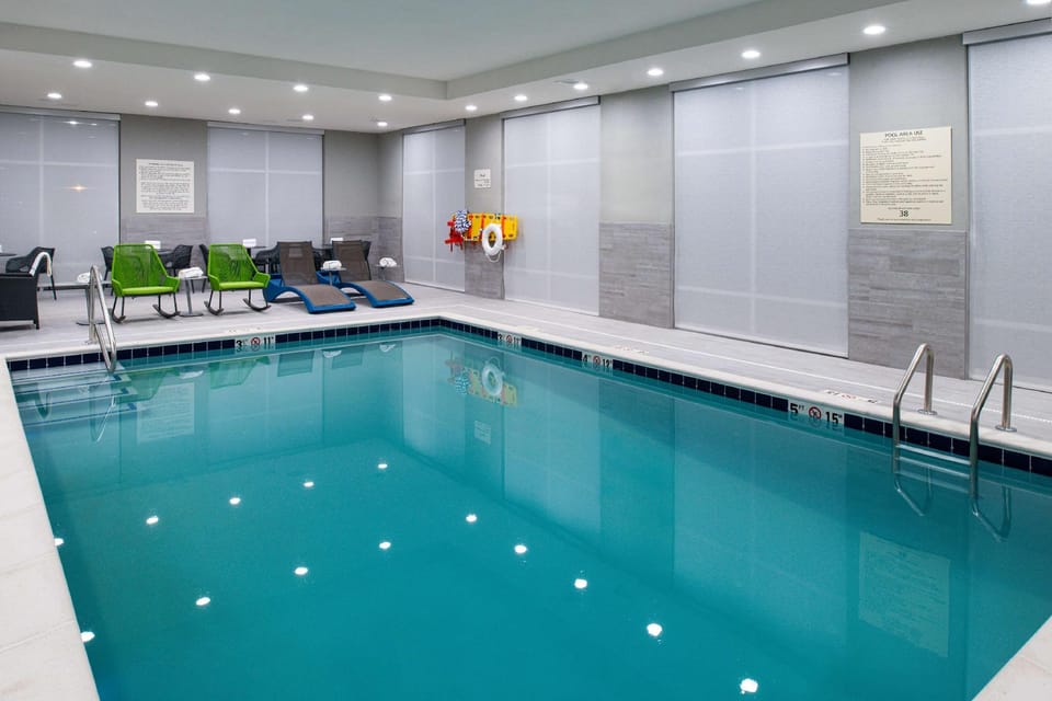 Hampton Inn & Suites Adrian Hotel in Ohio