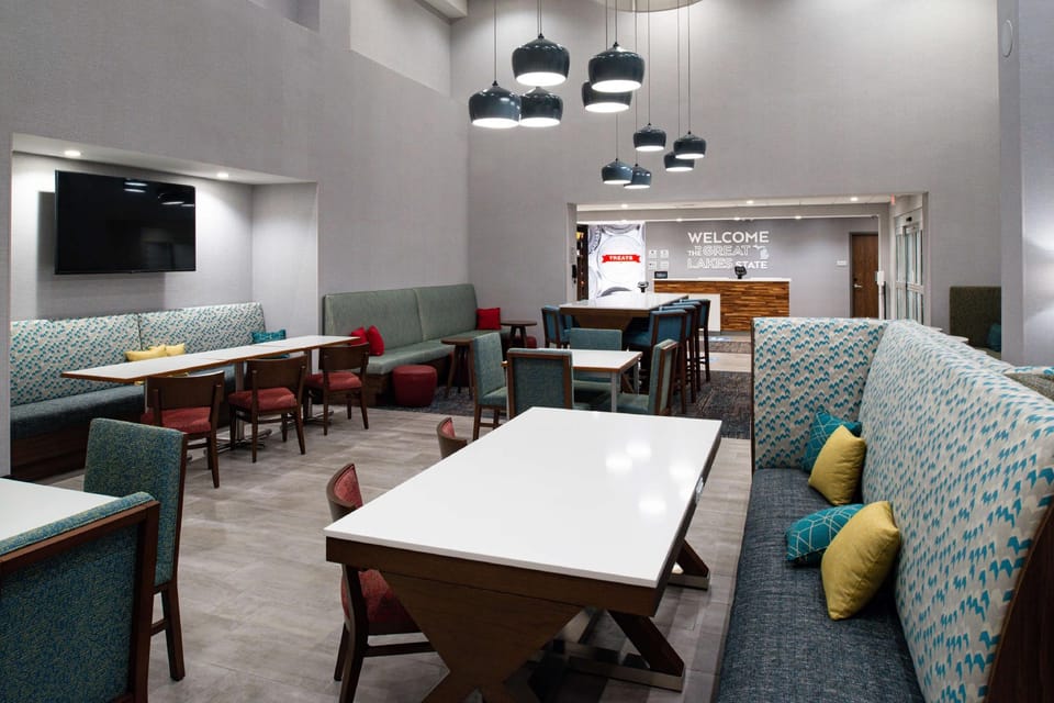 Hampton Inn & Suites Adrian Hotel in Ohio