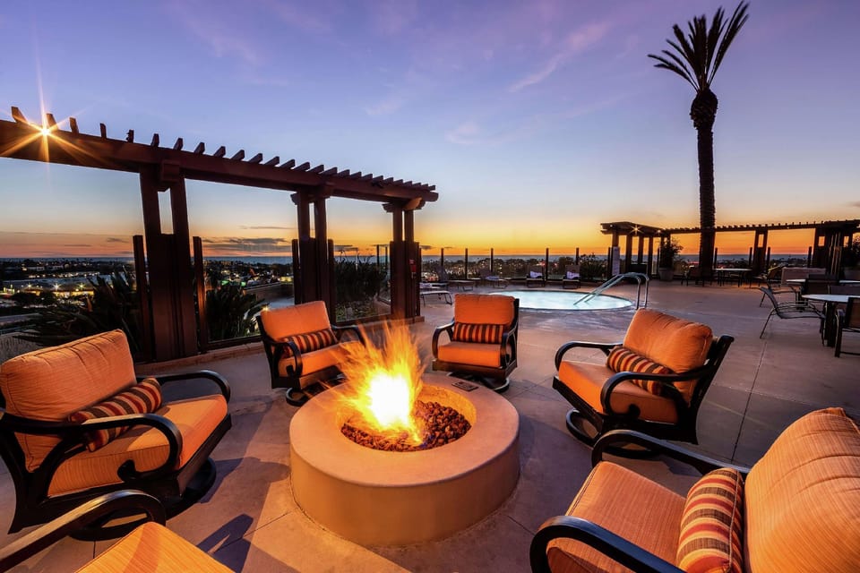 The Cassara Carlsbad, Tapestry Collection by Hilton Hotel in Carlsbad
