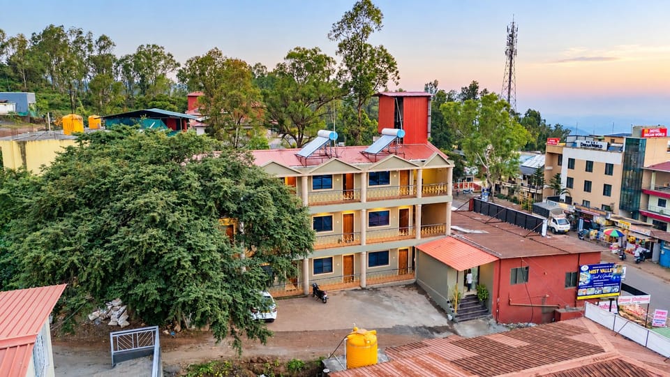 Mist Valley Residency Hotel in Mahabaleshwar
