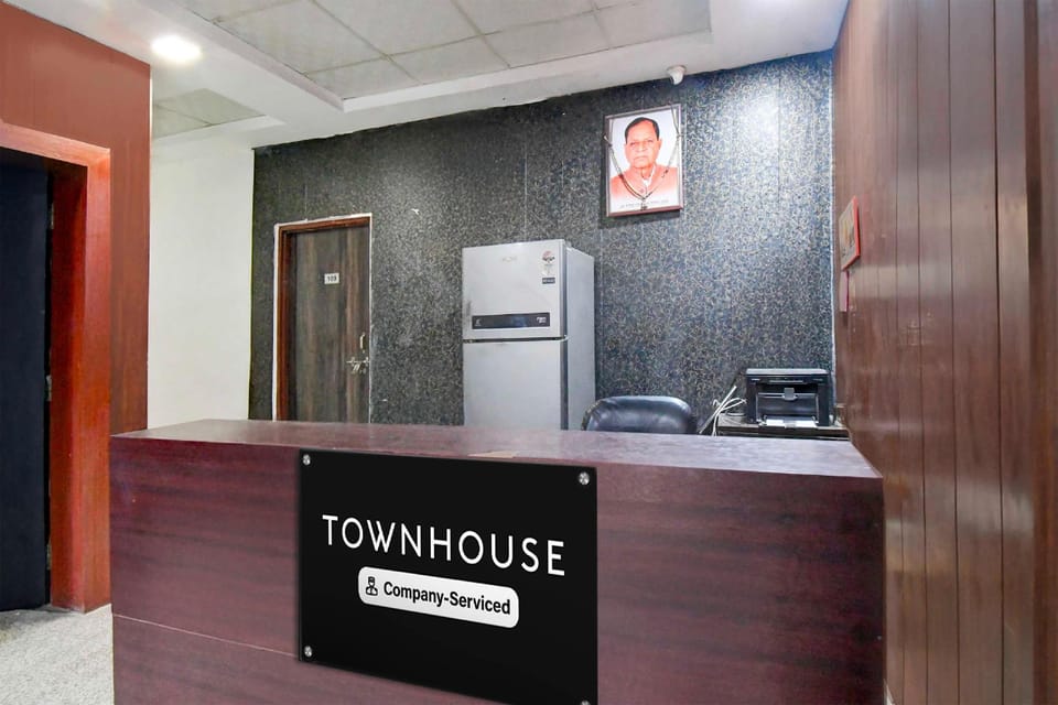 Townhouse Vrindavan Yojna Lucknow Hotel in Lucknow