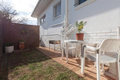 20AB Belladonna Apartments Vredehoek Cape Town Hotel in Cape Town