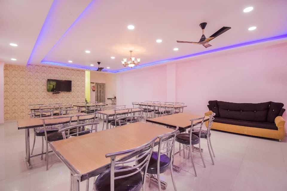 OYO Flagship Hotel Rajmahal Hotel in Jaipur