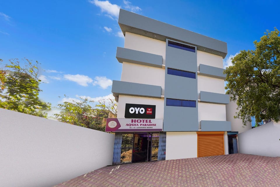 Hotel O Aqsha Paradise Hotel in Maharashtra