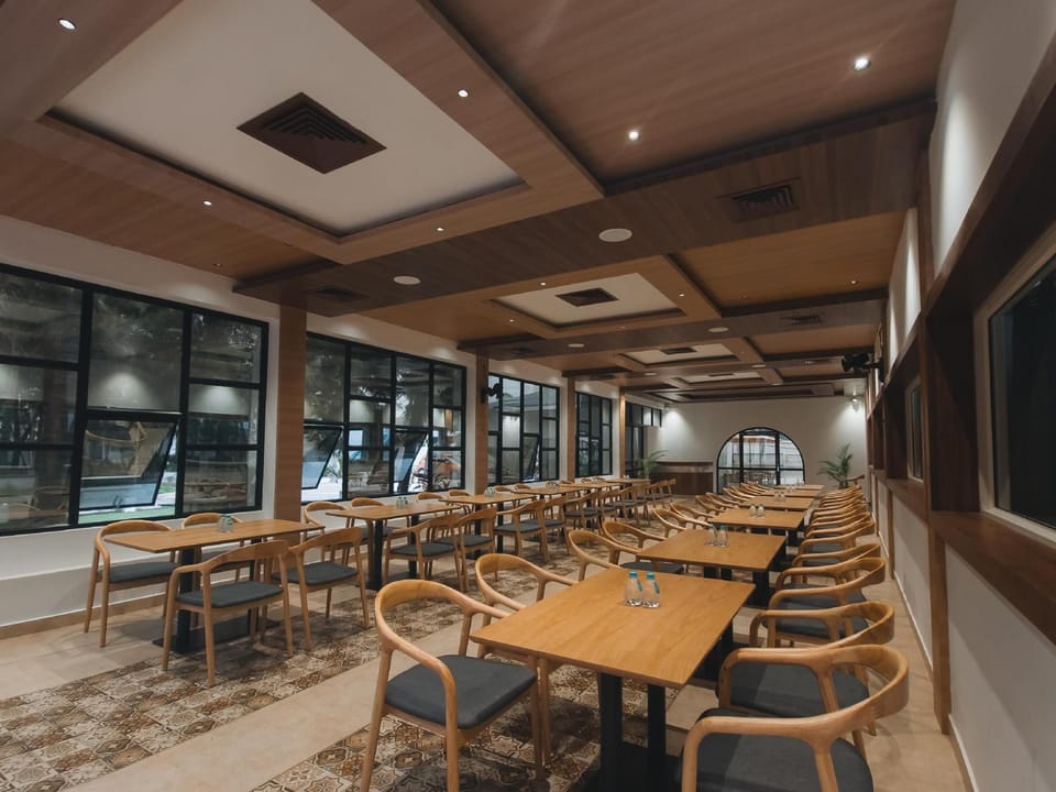 OYO 48035 R.K. Resorts Hotel in India