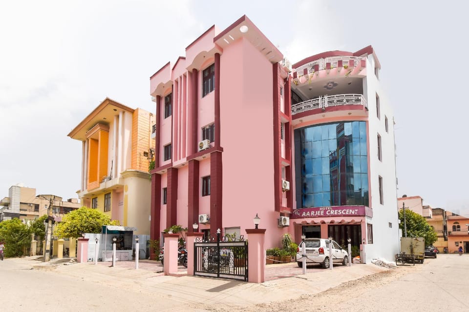 OYO 6179 Hotel Aarjee Crescent Hotel in Jaipur
