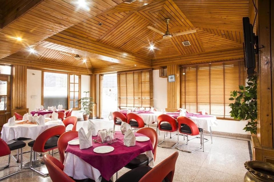 OYO 6231 Hotel Aangan Regency Hotel in Shimla