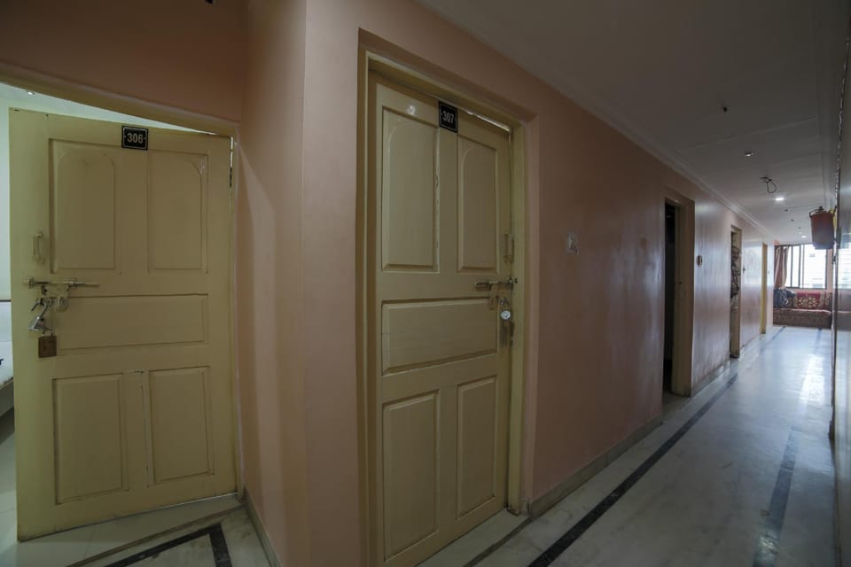 SPOT ON Shraddha Hotel Hotel in Maharashtra