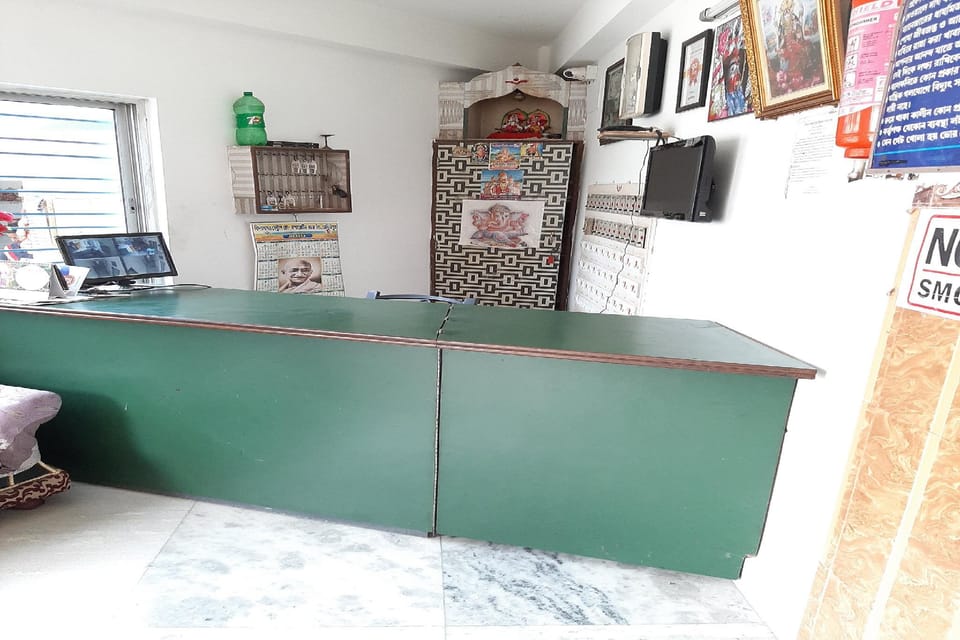 SPOT ON 45474 Sandhya Guest House Hotel in West Bengal