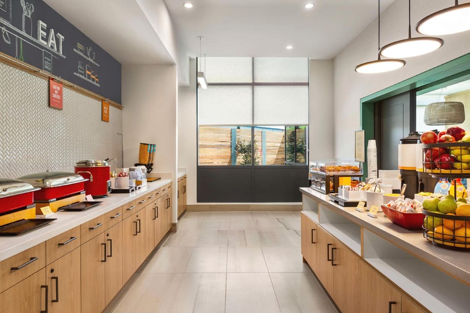 Hampton Inn & Suites - San Mateo Hotel in San Mateo