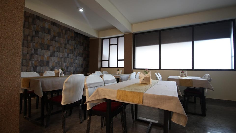 OYO Hotel Snoopy Hotel in India