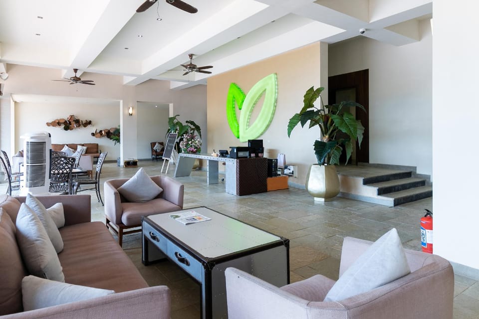 Palette - Woods Club Hotel in Gujarat