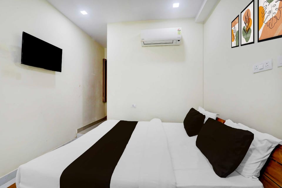 Collection O Iim Road Lucknow Hotel in Lucknow