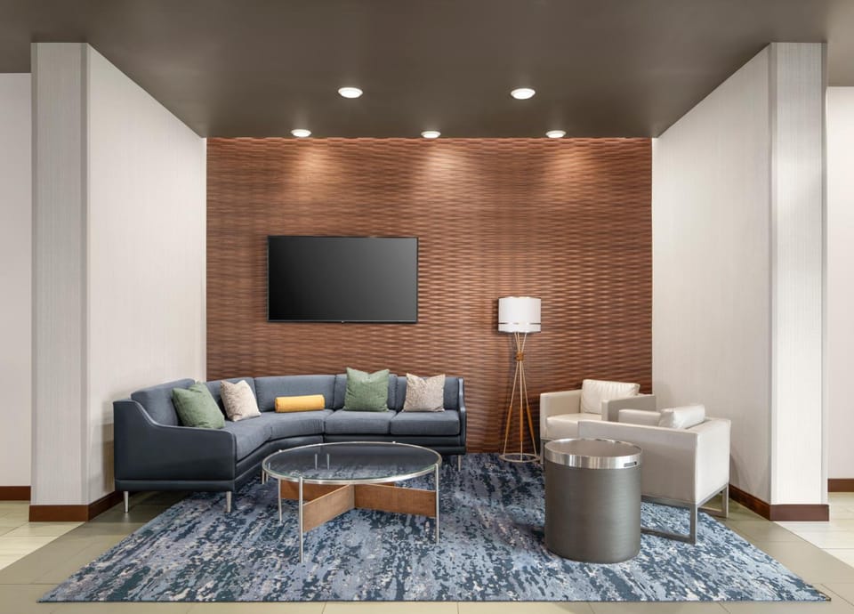 Courtyard by Marriott Seattle SeaTac Airport Hotel in SeaTac