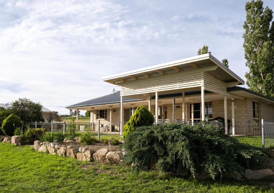 Ridgemill Estate Apartment hotel in Queensland