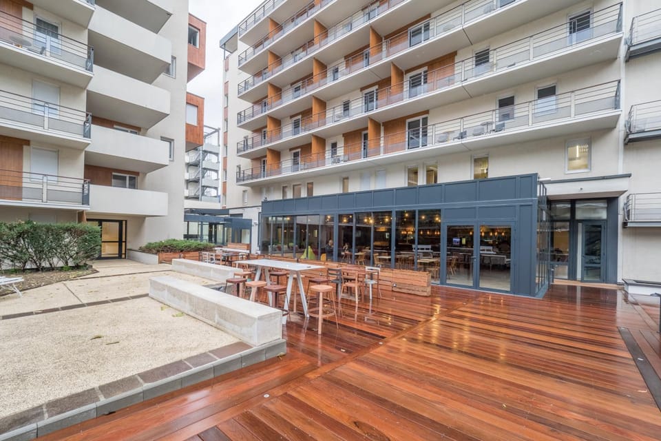 Apparthotel Le Hub Grenoble Apartment hotel in Grenoble