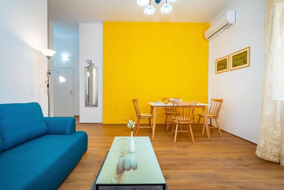 History Apartments Center Hotel in Zadar