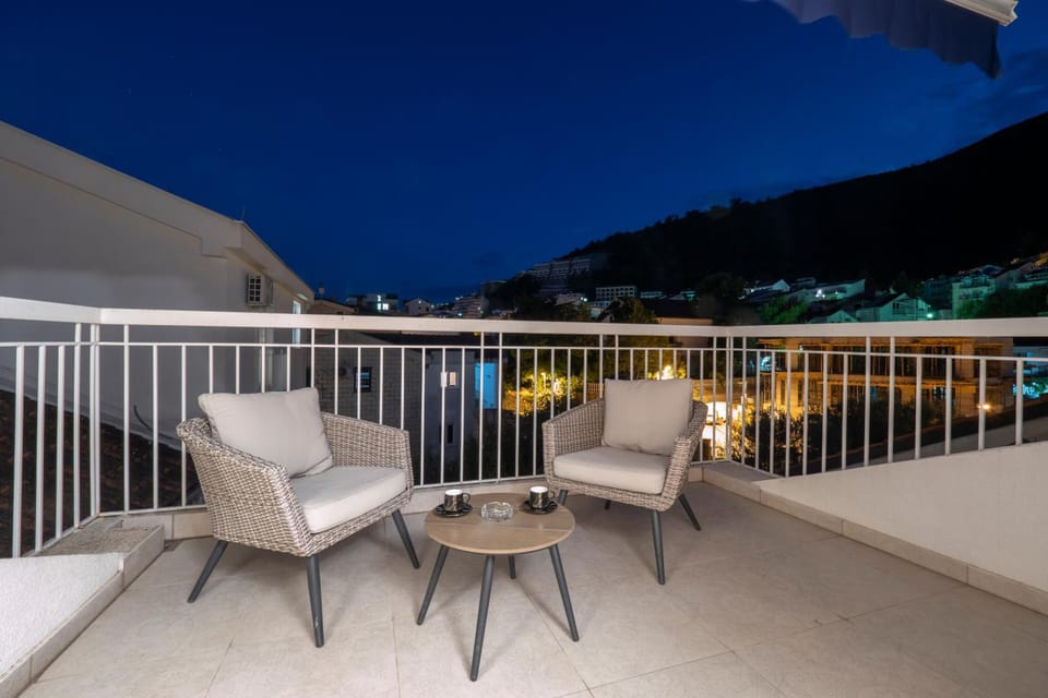 Marinero Apartments Hotel in Budva