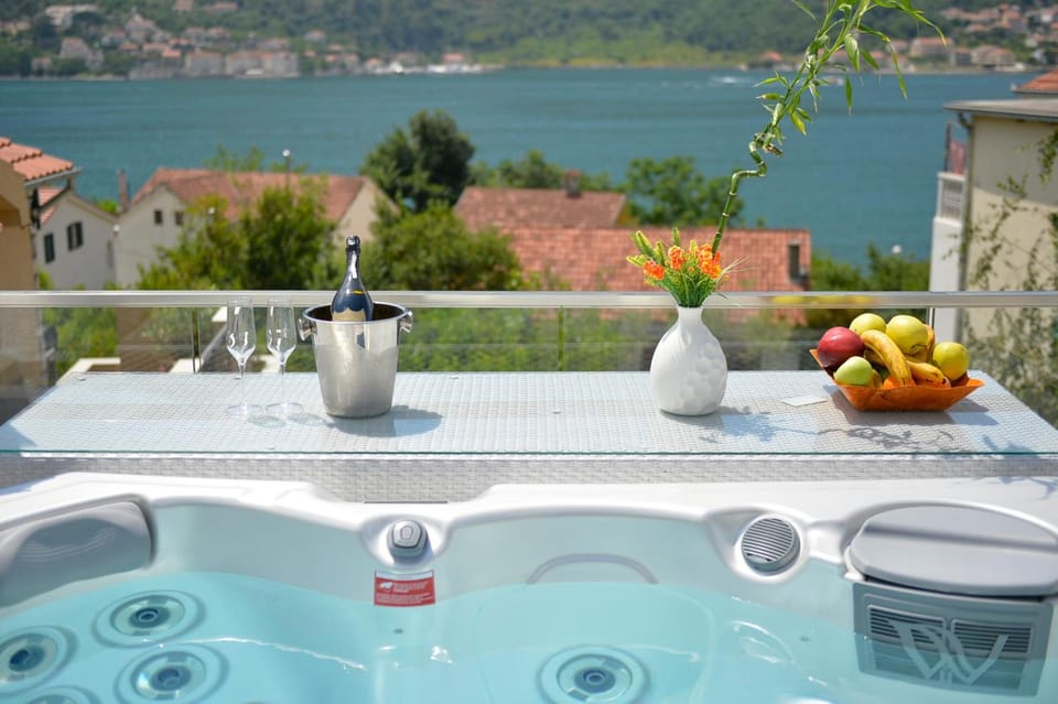 Hotel Alkima Hotel in Dobrota