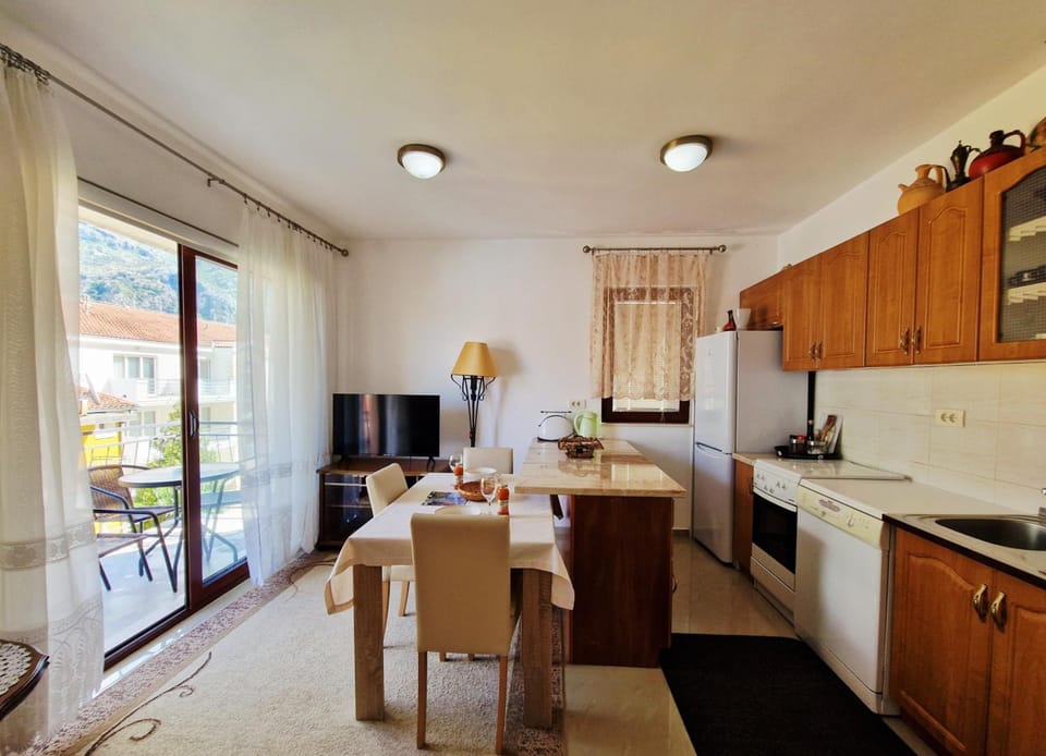 Apartments Andrija Hotel in Muo