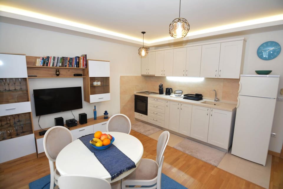 Apartments Olive Hotel in Dobrota