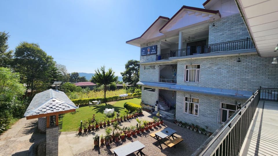 Destination Bir Hostel in Himachal Pradesh
