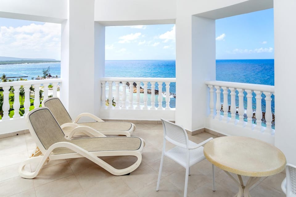 Bahia Principe Escape Runaway Bay - Hyatt Inclusive Collection - Adults Only - All Inclusive Resort in St. Ann Parish