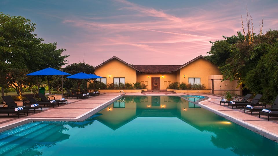 Swimming pool