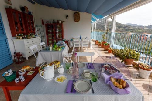 Ca' Bianca B&B Hotel in Sarzana