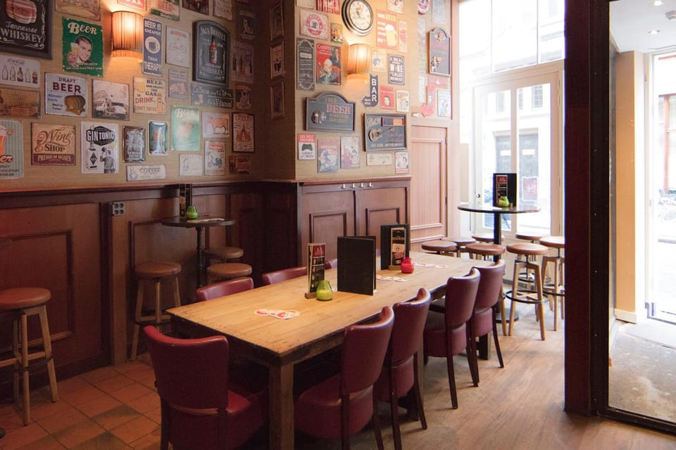 Durty Nelly's Inn Hostel in Amsterdam