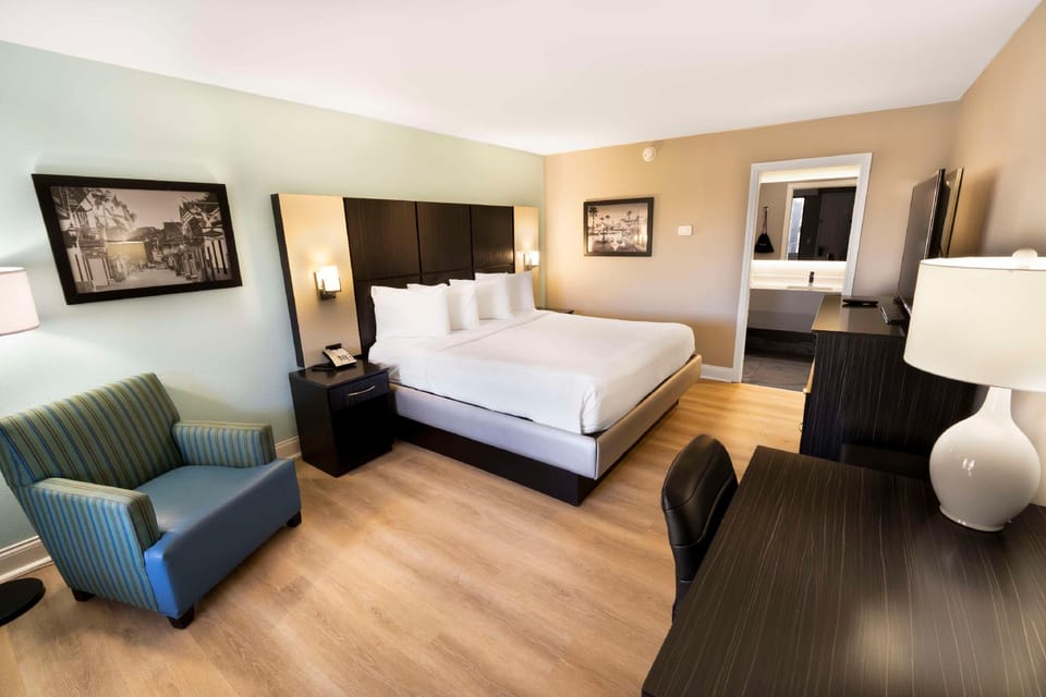 Guestroom