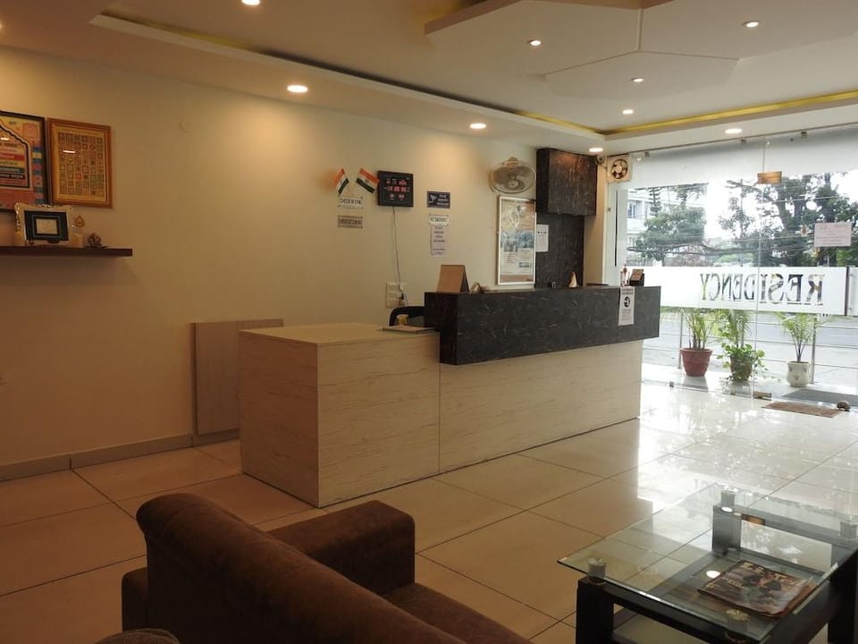Aakash Residency Hotel in Dehradun