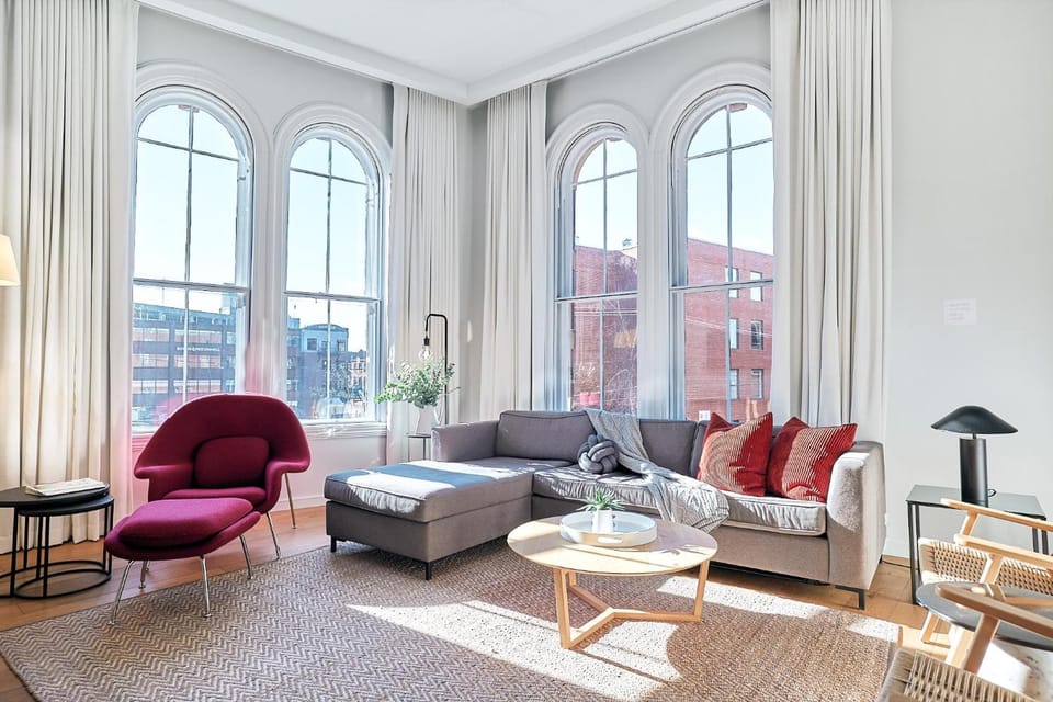 The Docent's Collection Apartment hotel in South Portland
