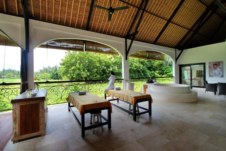 Frangipani Villas Hotel in Abiansemal