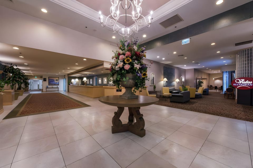 Grand Vista Hotel Hotel in Simi Valley