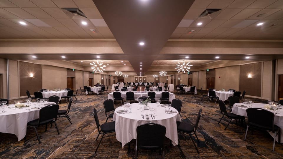 Banquet hall