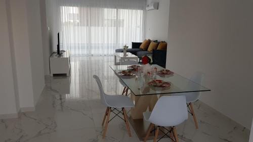Mobina Villas Hotel in Oroklini
