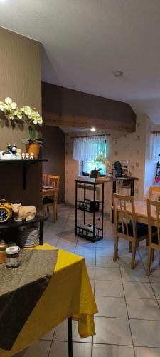 Pension Deerkemer Kuh Hotel in Mainz-Bingen