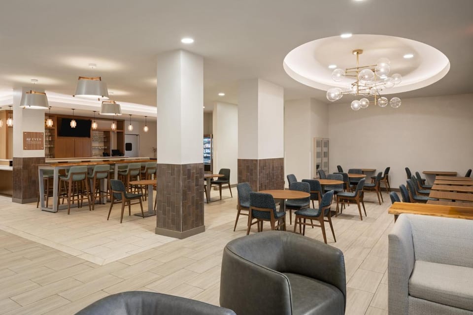 EVEN Hotel Chicago-Tinley Park-Conv Ctr by IHG Hotel in Tinley Park